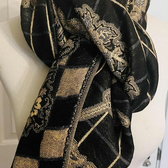 Vintage Pashmina Viscose Shawl 1990s, Black & Gold Floral Jacquard, Large - Picture 10 of 15